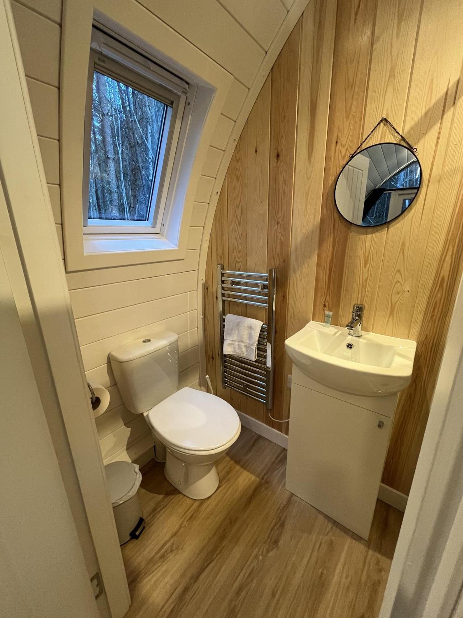 Glenlivet By Wigwam Holidays Tomintoul Phòng bức ảnh